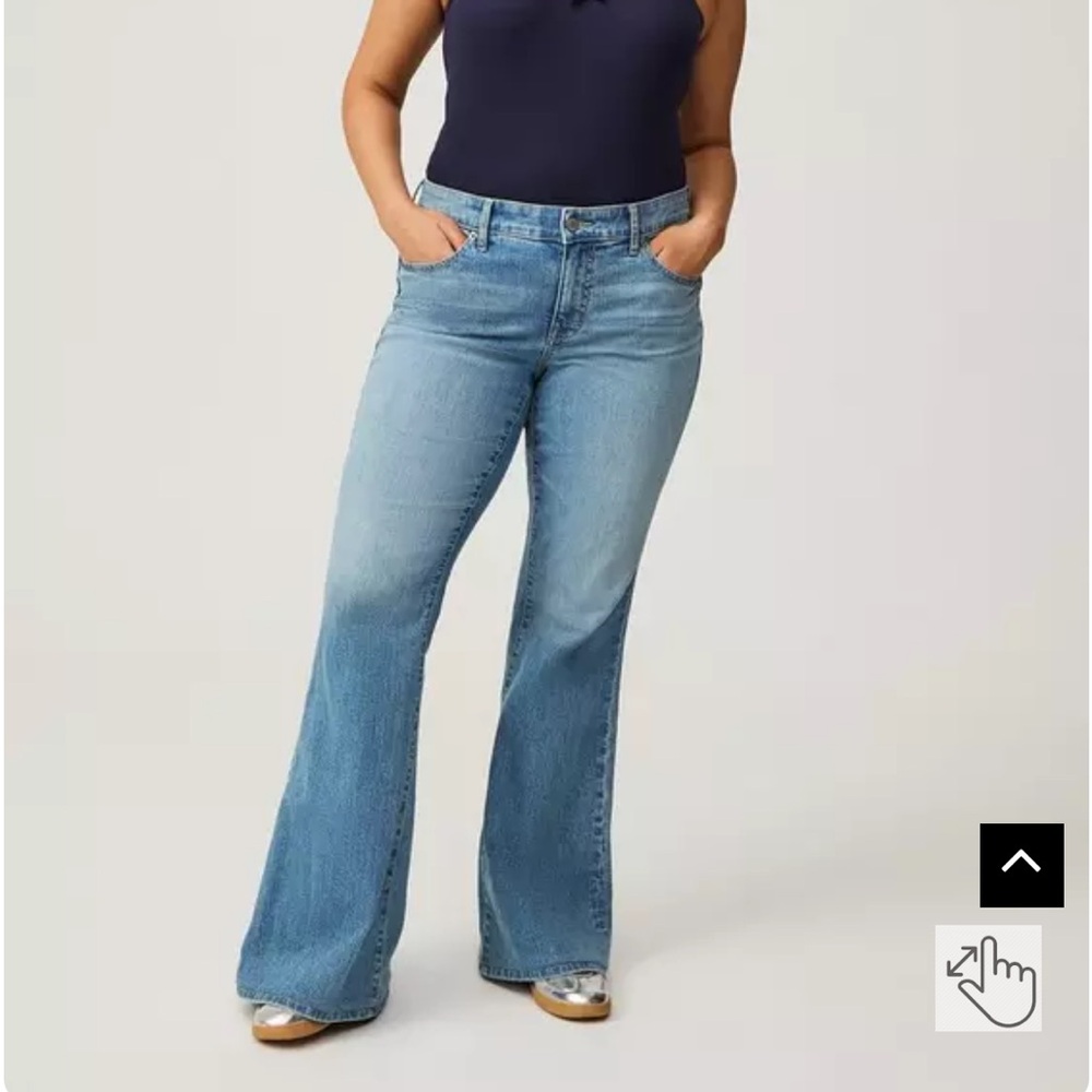 Torrid perfect super flare vintage stretch jeans